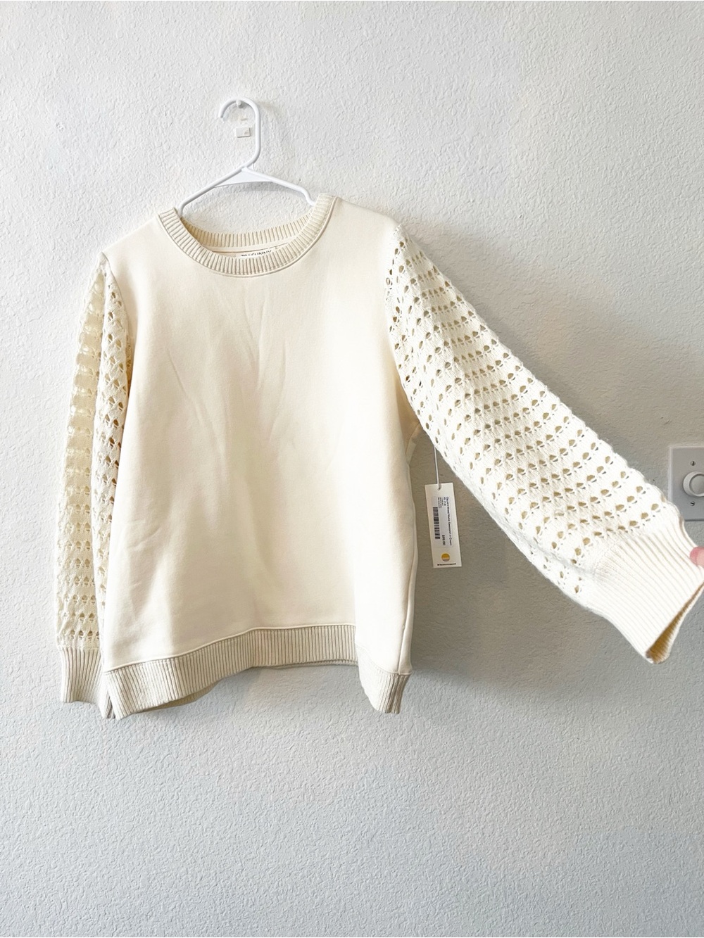 78 & Sunny Cream Crochet Sleeve Sweater XL NWT Mixed Media